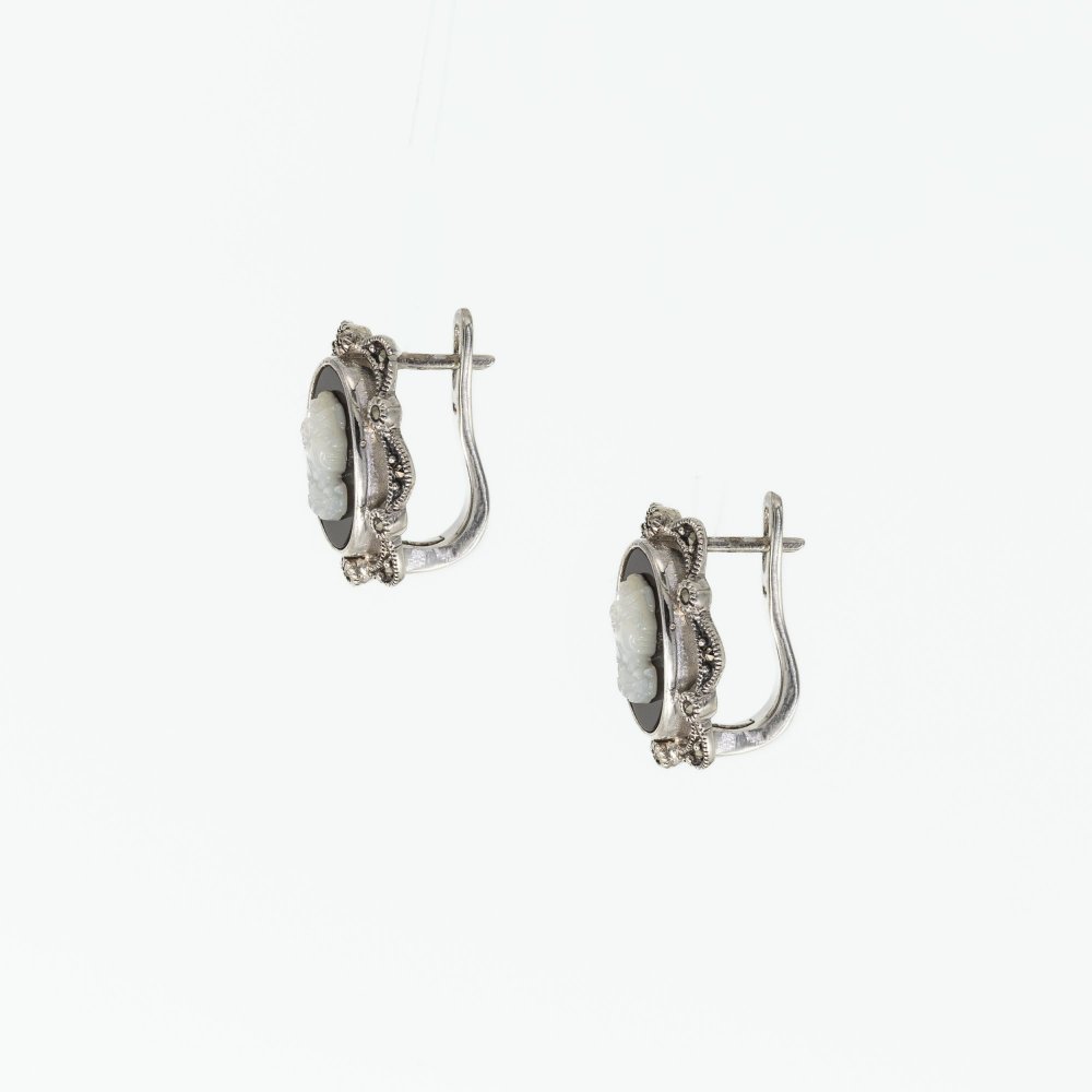 Ασημένια χειροποίητα σκουλαρίκια 925° μαρκασίτη με καμέο