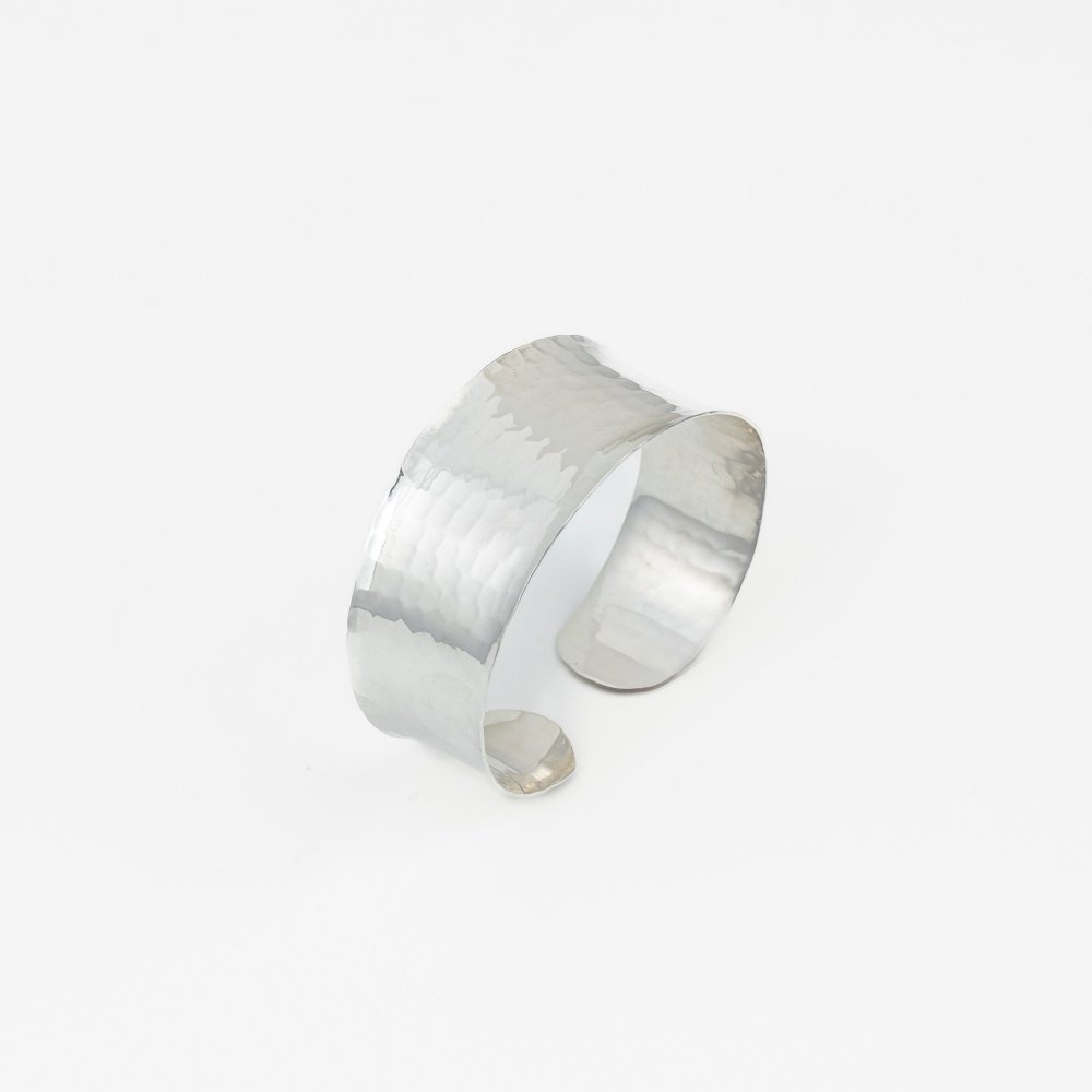 Ασημένιο επιπλατινωμένο σφυρήλατο βραχιόλι 925°, προσαρμοζόμενο μέγεθος