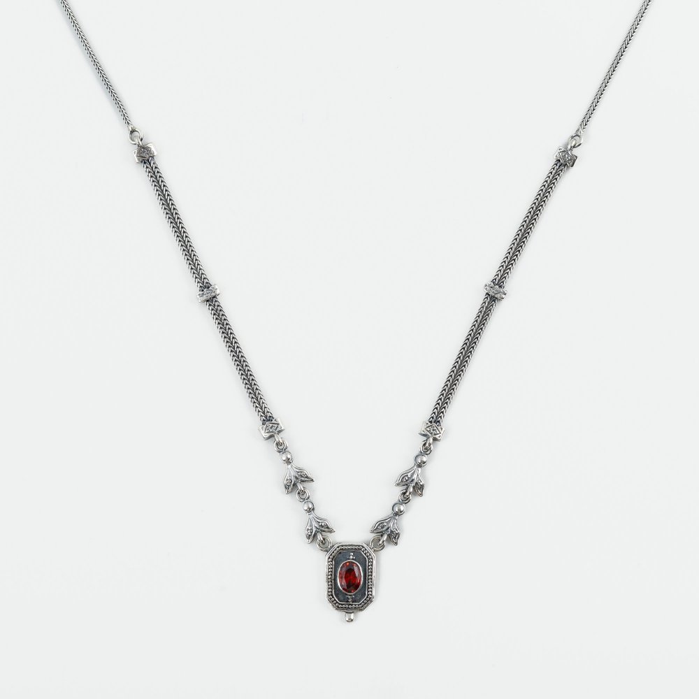 Ασημένιο χειροποίητο αλυσιδωτό κολιέ 925° με γρανάδα